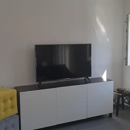 With Sea View Lägenhet