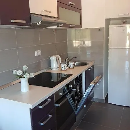 With Sea View Lägenhet Stomorska